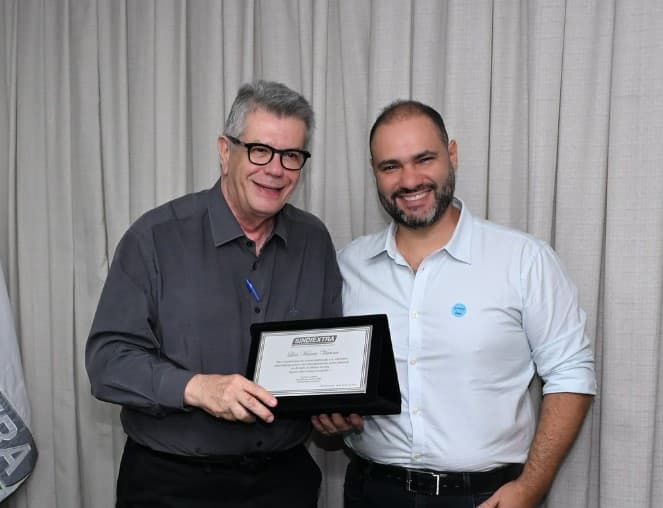 Imagem de: Sindiextra marca transição na presidência da entidade